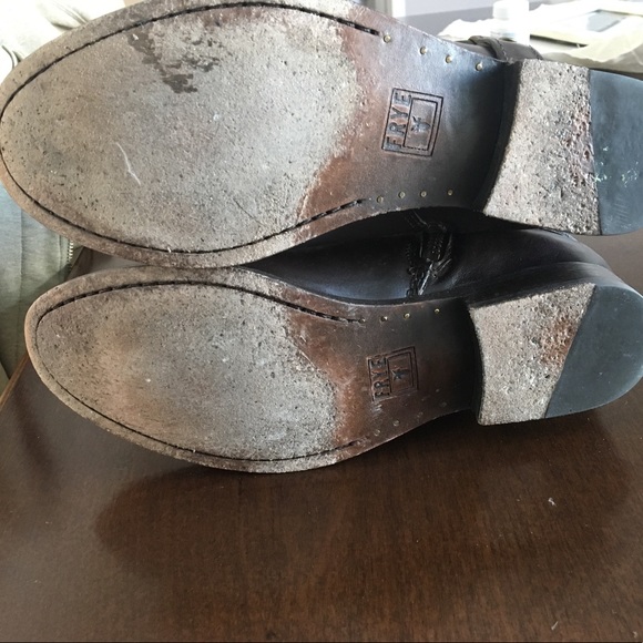 Authentic Frye riding boots Size 6 - Picture 5 of 7